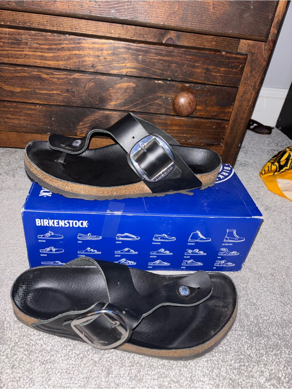 Birkenstock Gizeh Big Buckle Leather Sandals TW
